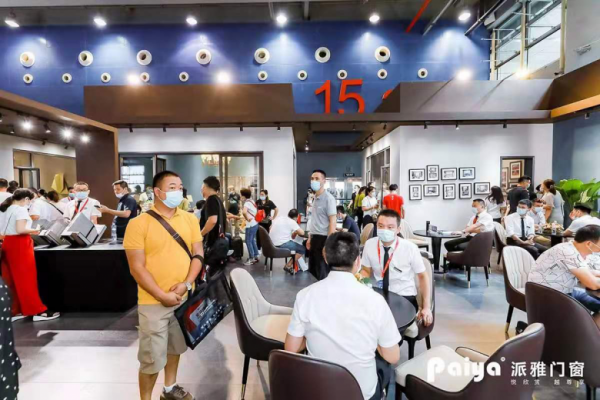 門窗十大品牌派雅門窗：奮斗的2020，一起翱翔！