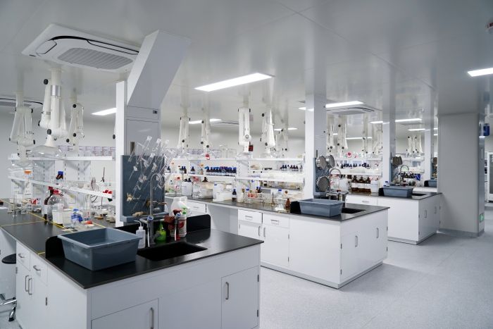 佐力藥業實驗室圖1