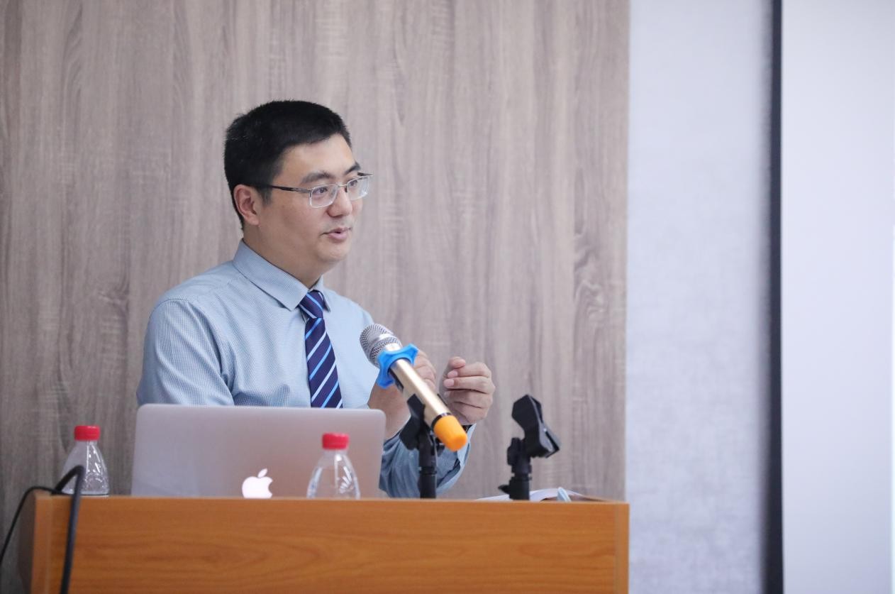 保健品協(xié)會(huì)專家曾科學(xué)前往多燕瘦指導(dǎo)體重管理知識(shí)！