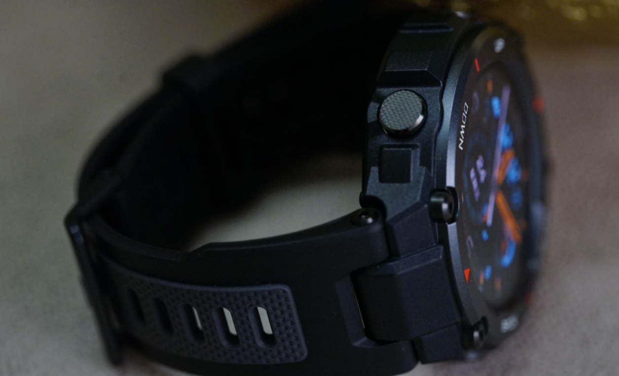 15項軍規，100+種運動模式！華米Amazfit T-Rex Pro讓我一見鐘情