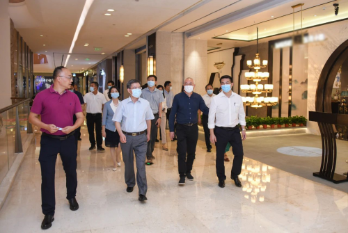 國家統(tǒng)計(jì)局總統(tǒng)計(jì)師率組調(diào)研華藝照明，智能照明最受關(guān)注！