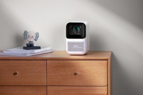 天貓小紅盒和小明 Q1 Pro橫向對比測評，小明 Q1 Pro音畫全面升級！