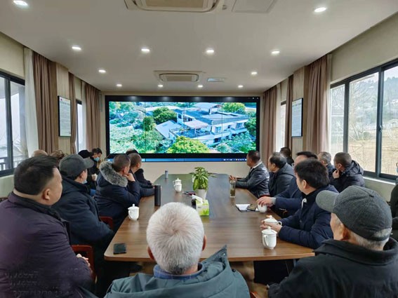 寒冬卻有抱團暖 桃源村里樂融融