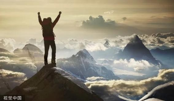 拿下全球三大獎，為什么他成了廣州奢宅&ldquo;時尚先生&rdquo;