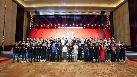 遠(yuǎn)見(jiàn)2022 | 法獅龍&ldquo;專業(yè)高端建筑頂墻&rdquo;戰(zhàn)略發(fā)布會(huì)圓滿舉行！