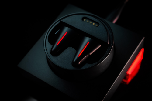 怒喵科技 CYBERBLADE 黑武士版本曝光，李楠表示不發(fā)售