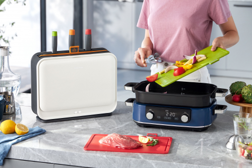 健康快捷如何兼顧？摩飛三代消毒刀架迎合年輕需求再升級