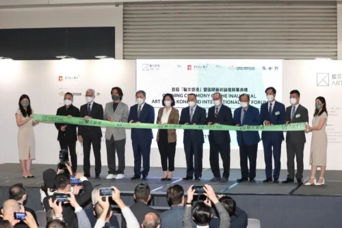 鄭志剛推動中國文化走出去，首屆&ldquo;藝文香港&rdquo;開幕，見證中國文藝蓬勃發展！