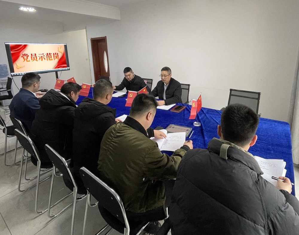 中鐵二局裝修公司永安領匯項目黨支部開展&ldquo;黨員身份亮出來、崗位責任擔起來&rdquo;黨員示范崗活動