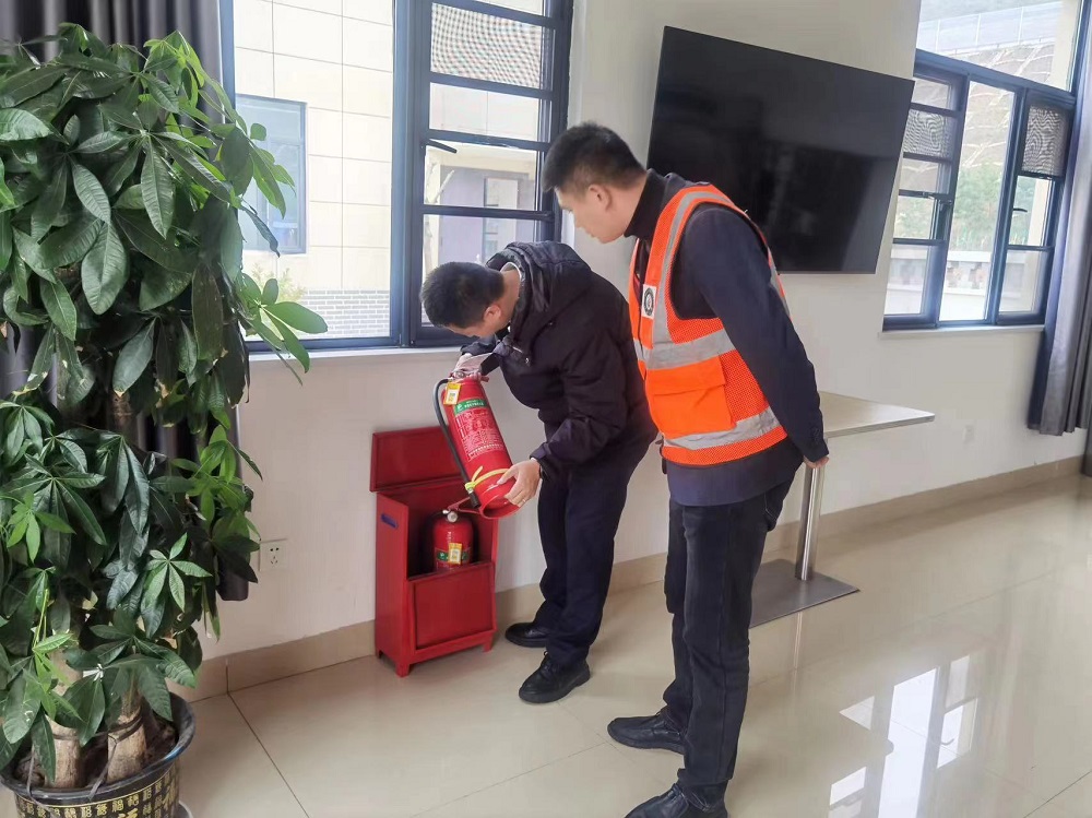 消防安全始于&ldquo;心&rdquo;，防患未然始于&ldquo;行&rdquo;&mdash;江西交投集團(tuán)信豐西收費(fèi)所&ldquo;三抓三促&rdquo;開展消防宣傳月系列活動