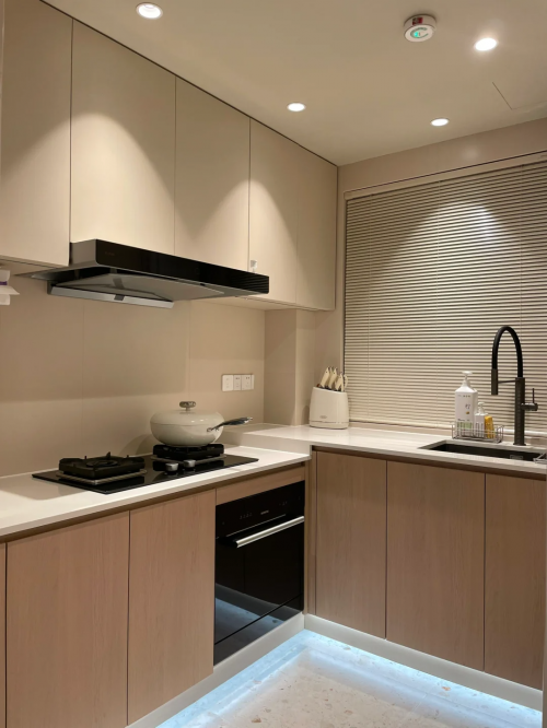 廚房安全與美觀能否兼得？BENEFIT（貝玲妃）靈盾7號專用鉸鏈給出肯定答案