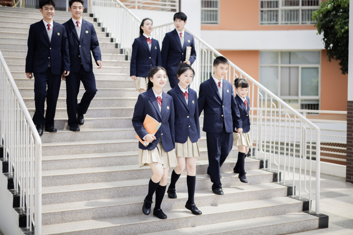 清風拂校園，陽光暖學行！ &mdash;&mdash;2025年校服專項整治以陽光采購促全鏈條規范